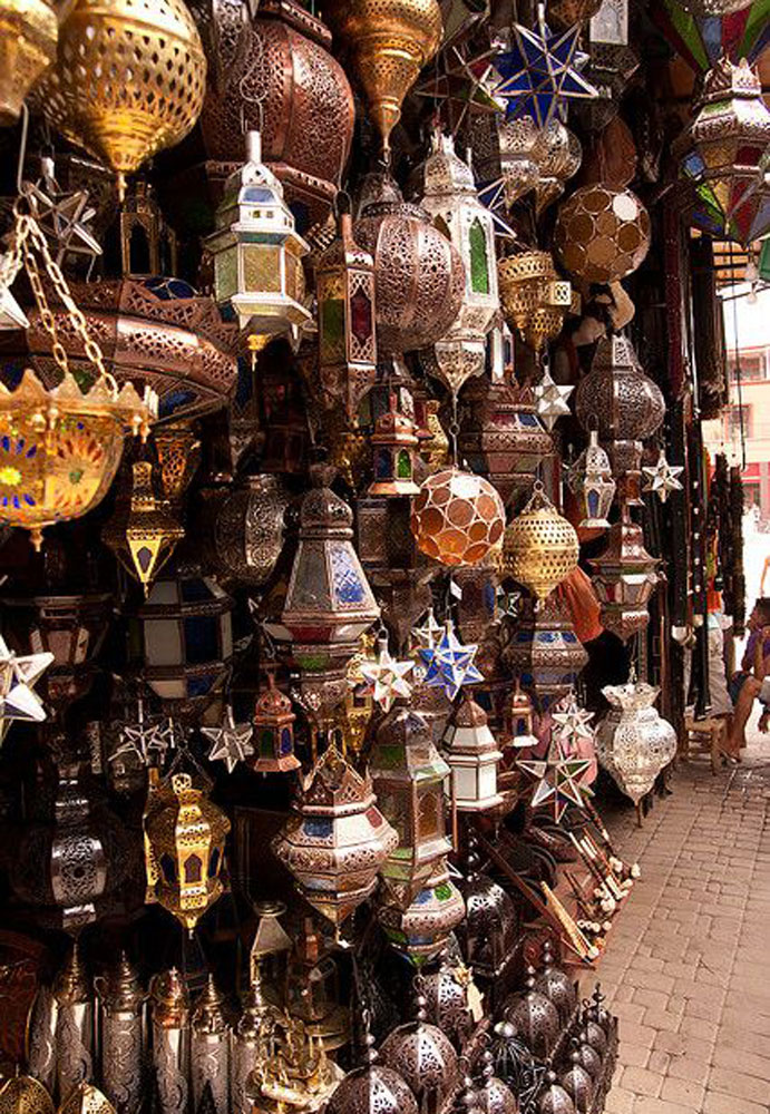 lampade artigianali al mercato di Marrakech